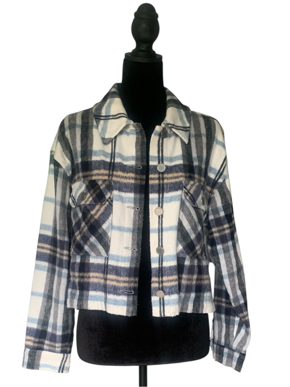 Zara blue/white/tan Cropped Plaid Shacket / Flannel Overshirt size small